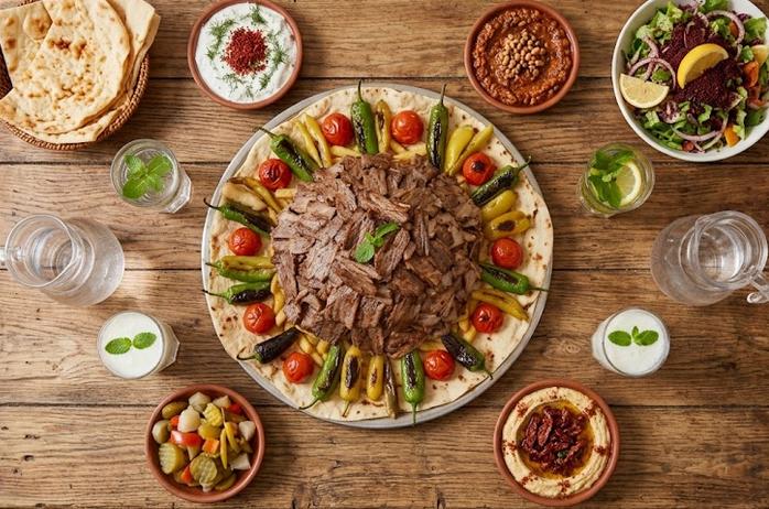 1 Kilo Et Döner ve İçeceği